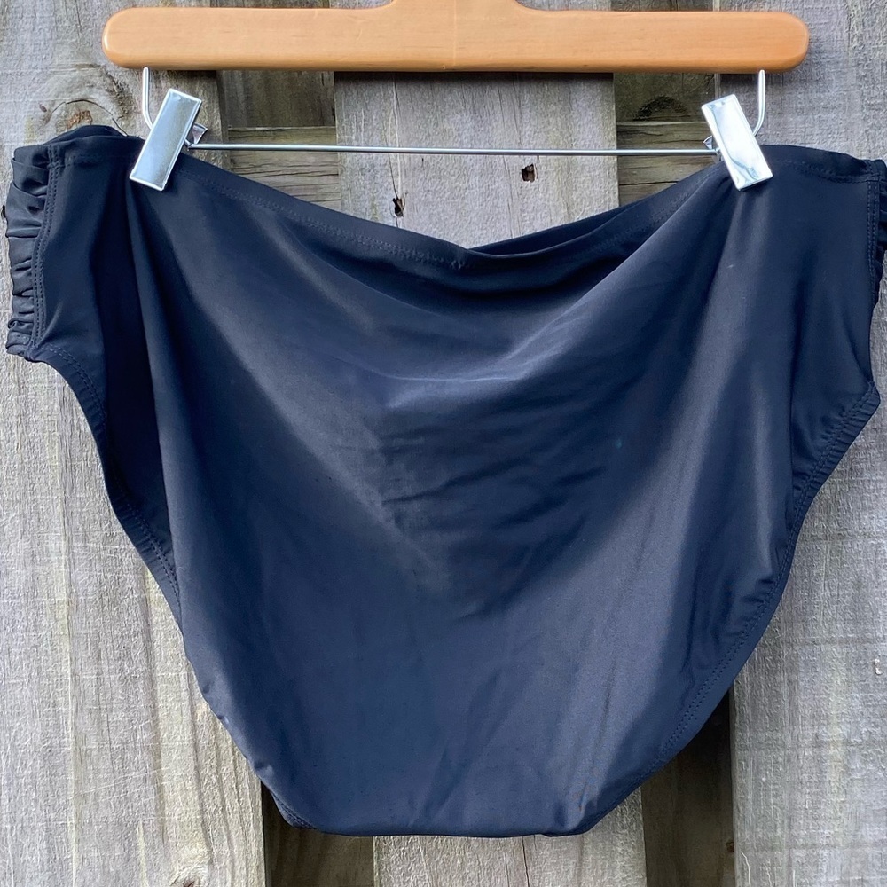 Ava & Viv Black Swim Briefs Plus Size 20W/22W - Picture 3 of 5
